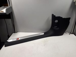 21279056 – 4H1867271A6PS – A-stijl Afdekkap links