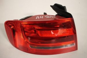 17802533 – 8K5945095D – Achterlicht links