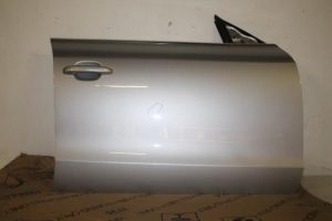 17824159 – 8T8831052C – Portier 4Deurs rechts-voor