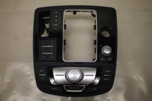 17800324 – 4G1919610E – Regeleinheit Multi Media