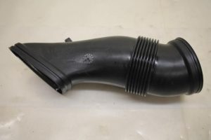 17799796 – 4H0129510C – Air intake hose