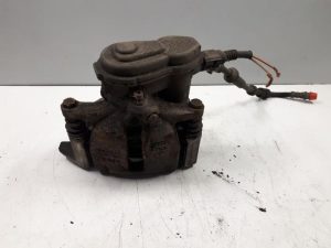 21744243 – 8K0615403B – Remklauw (Tang) links-achter