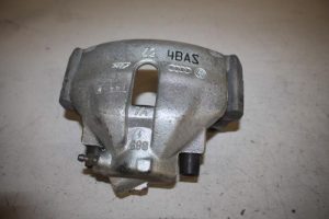 17806740 – 8E0615124A – Remklauw (Tang) rechts-voor