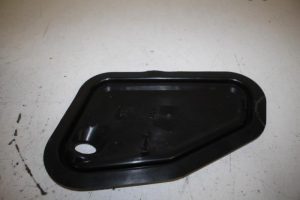 17815524 – 4M0839915B – Deurplaat 4Deurs links-achter