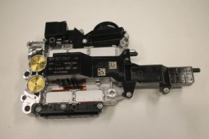17828996 – 8K9927156B – Automatic gearbox computer