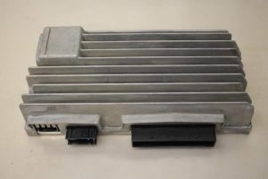 17801901 – 8T1035223A – Radio amplifier