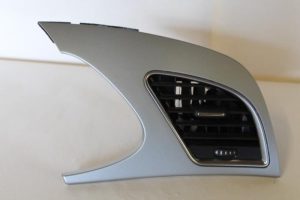 17791000 – 8K2820902GXUN – Luchtrooster Dashboard