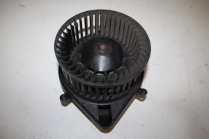 17826683 – 8E2820021E – Heizung Belüftungsmotor