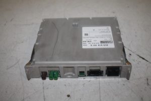 17810440 – 8V0919191E – TV tuner