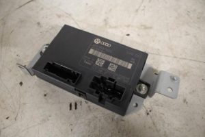 17823093 – 4F0959760C – Steuergerät Sitz