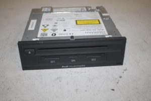 17805740 – 8V0035021C – Regelunit Multi Media