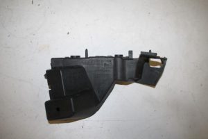 17826509 – 8R0807284B – Bumpersteun rechts-voor