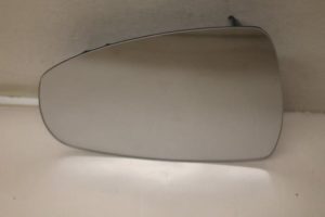 17801019 – 8X0857535D – Spiegelglas links