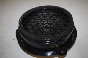 17820655 – 8V4035411 – Lautsprecher