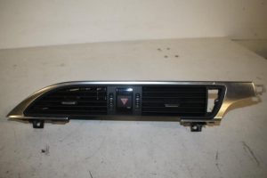 17805392 – 4G1820951G6PS – Luftgitter Armaturenbrett