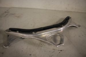 17823638 – 4G0805645C – Steun (diversen)