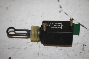 17810667 – 4B5962115A – Tailgate lock mechanism