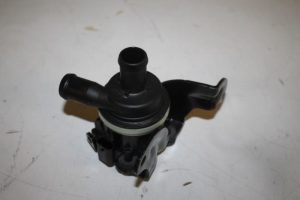 17826000 – 059121012B – Extra waterpomp