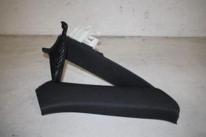 17818425 – 8W5867287AKNA – Säulenverkleidung links hinten