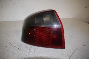 17807661 – 8E0945095C – Achterlicht links
