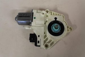 17788031 – 8K0959812 – Door window motor