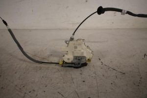 17814841 – 8J1837015E – Türschlossmechanik 4-türig links vorne