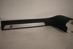 17804324 – 4H1867272A6PS – A-stijl Afdekkap rechts