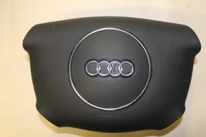 17786899 – 8P0880201D6PS – Airbag links (Stuur)