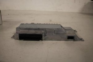 17818790 – 8W0035465 – Radio versterker