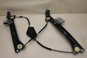 17794943 – 8T8837462 – Window mechanism 4-door, front right