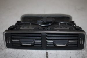 17815042 – 4M0819203C6PS – Luchtrooster achter