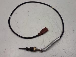 21652679 – 05E906088D – Exhaust heat sensor