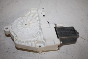 17811071 – 8K0959811A – Door window motor