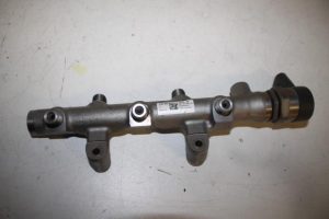 17829248 – 059130090CS – Fuel distributor