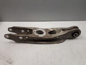 21867999 – 8W0505311H – Rear lower wishbone, left