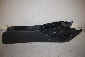 17811411 – 4G0863244B24A – Middenconsoles