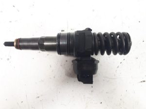 19060549 – 038130073BN – Einspritzdüse (Diesel)