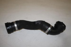 17825928 – 4G0122101AJ – Radiator hose