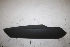 17816916 – 81A86737324A – Armleuning