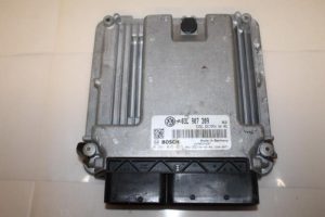 17794838 – 03L907309 – Engine management computer