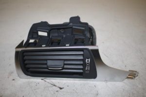 17806163 – 4G1820901D6PS – Luftgitter Armaturenbrett