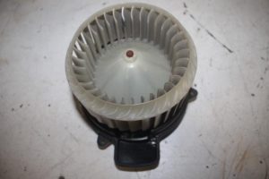 17810261 – 4H1820021B – Heizung Belüftungsmotor