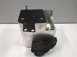 20049113 – 4K1915172A – Stütze (sonstige)