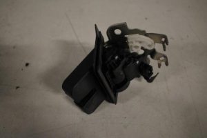 17820670 – 8R0827505 – Slotmechaniek Achterklep
