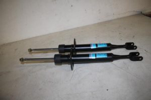 17821502 – 8E0413031CC – Shock absorber kit