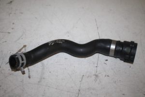 17812200 – 4M0819332D – Radiator hose