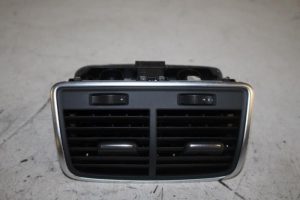 17811061 – 4G0819203A6PS – Lüftungsgitter hinten