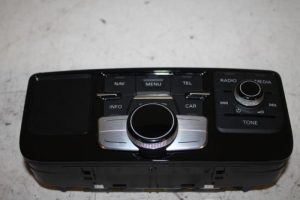 17814781 – 4H1919600 – Regeleinheit Multi Media