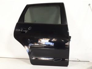 19696603 – 6Q6833056H – Portier 4Deurs rechts-achter