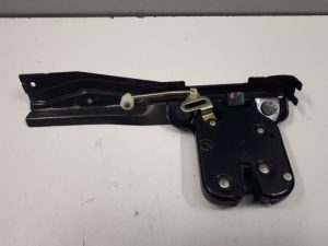 18048437 – 8N0827505B – Tailgate lock stop